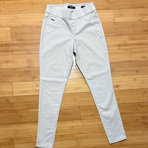 Nine West Women's Skinny Jeans - Cream